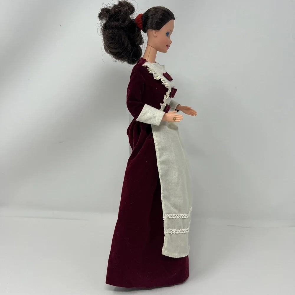 Barbie Doll Pilgrim Vintage 1966 Mattel Burgundy‎ Velvet Dress Malaysia